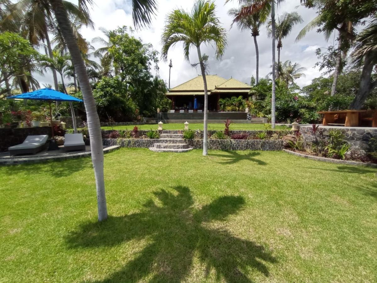 Absolute Beachfront, Paradise, 3Br Villa With Private Pool On 1200M2 Of Tropical Land Tulamben  Exterior photo