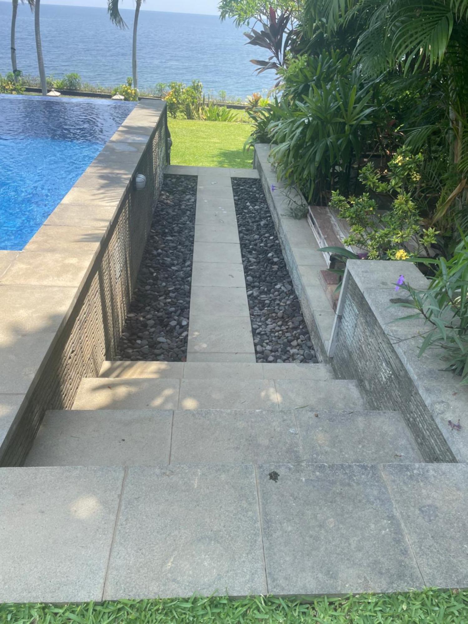 Absolute Beachfront, Paradise, 3Br Villa With Private Pool On 1200M2 Of Tropical Land Tulamben  Exterior photo